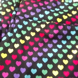 🌼 3 for $25 🌼 Rainbow Hearts leggings